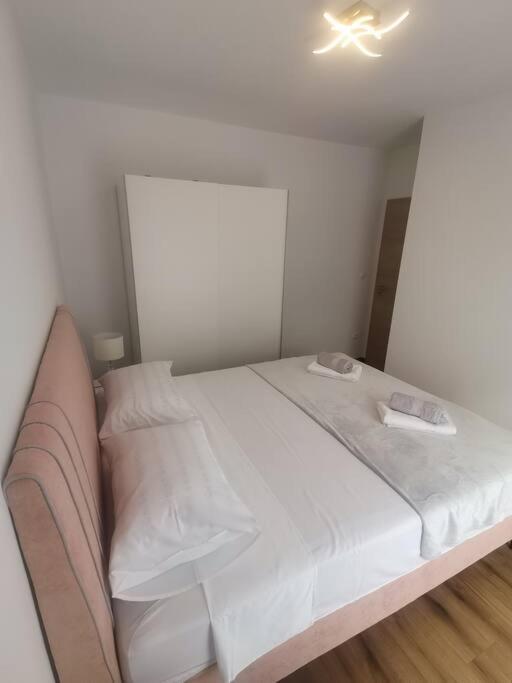 Apartment S Bibinje Eksteriør billede