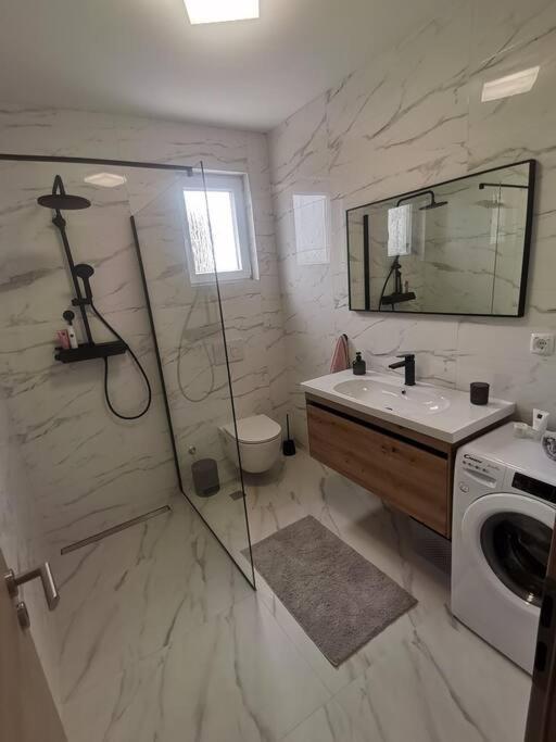 Apartment S Bibinje Eksteriør billede
