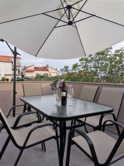 Apartment S Bibinje Eksteriør billede