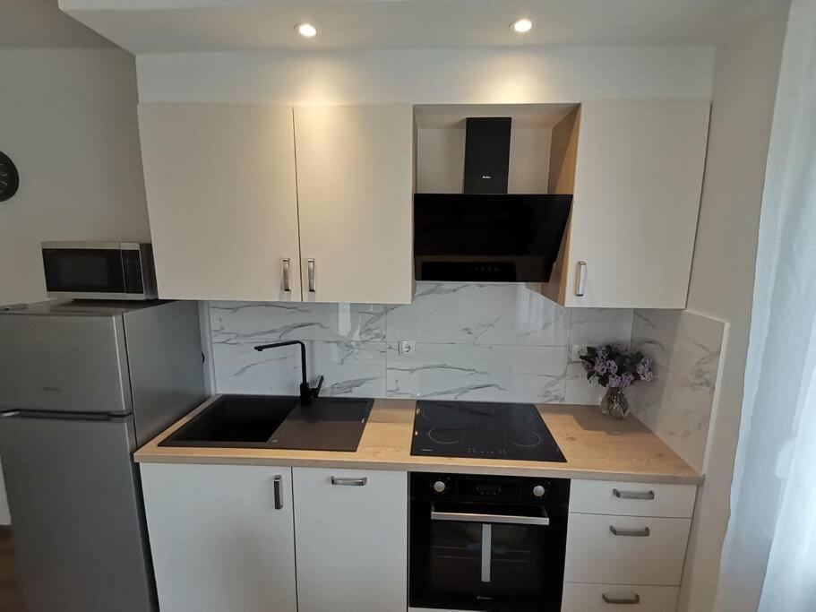Apartment S Bibinje Eksteriør billede